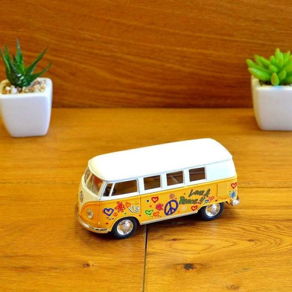フォルクスワーゲン ヒッピーバス おもちゃ 1/32スケール (色の選択
