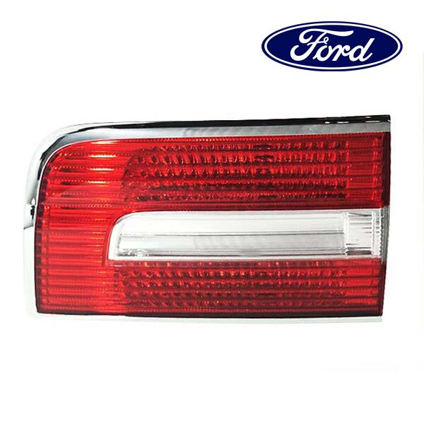 フォード純正 テールランプ インナー 右側 RH 助手席側 8L7Z13404B 07