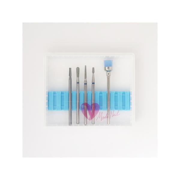 ビット5本をケースにセットしたハンドケアに最適なビットセットです。これさえあればキューティクルから角質ケアまでをできるセットです。【セット商品内容】スキンクリーナーMダイヤモンドスリムドロップダイヤモンドコーンフラットトップダイヤモンドスリ...