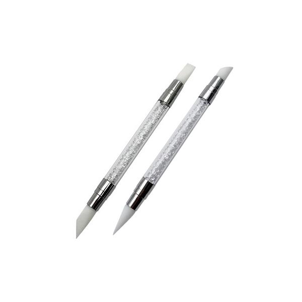 ミラーパウダーを擦ったり、ソリッドグミの作成などに使える便利アイテム先端が違う 4 タイプなので、細かい部分から全面まで使用用途に合わせてご使用いただけます。全長約１３５ｍｍ　幅径約１０ｍｍ