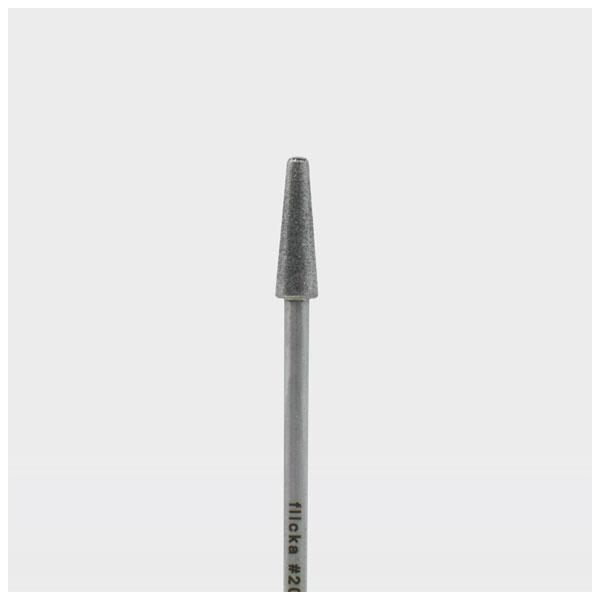 先端部は刃を付けず丸めた形状にする事により、優しくルーズスキン、キューティクルを除去できます。爪を掘ってしまう事も防げます。flicka nail artsの他ビットシリーズを使用する前にご使用いただく事で、ケアの時短が可能になります。品番...