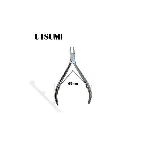 リーズナブルな価格でミラー仕上げのキューティクルニッパーです。●刃先 約3 m/m