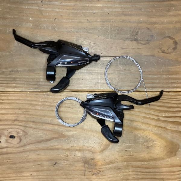 SHIMANO シマノ シフト / ブレーキレバー (フラットハンドルバー用) ST-EF500  左右セット 3x7spブレーキレバー長さ 2フィンガー or 4フィンガーステンレスインナーケーブル付属インナーケーブルキャップ付属簡易梱包...