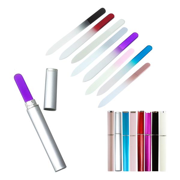 ガラス製で両面仕様の爪やすりグラデーションカラーの可愛いデザインでガラス製なので水洗い可能！洗って繰り返し使えるから便利！商品サイズ：本体：約14cm×約1.2cm 厚さ約3mm収納ケース：約15cm×約1.6cm重量：12g（本体のみ）材...