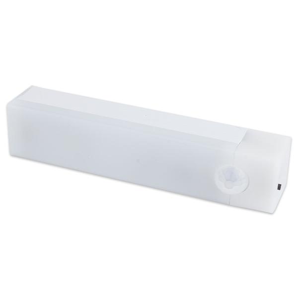 サイズ(約)：画像参照ワット数：1WLEDチップ数：6定格入力電圧：5V点灯時間(約)：3〜4時間 (常時点灯)付属品：充電用UBSケーブル、マグネットシート、金属プレートバッテリー容量：200mAh素材： PC 他重量(約)： 17g製造...