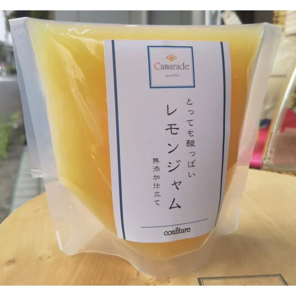 特別栽培、ノーワックスのレモンの果肉と甘皮だけを使用した贅沢な逸品。 味わいは上質です。 酸っぱさをお求めな方にはとても最適なジャムです。またレモンのジャムは大変貴重であまり製造がされておりません。原材料はレモン果肉と甘皮、甜菜糖、麦芽糖の...