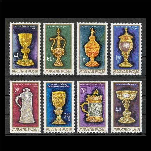 MNH (Mint Never Hinged)新品未使用・ヒンジ跡なし