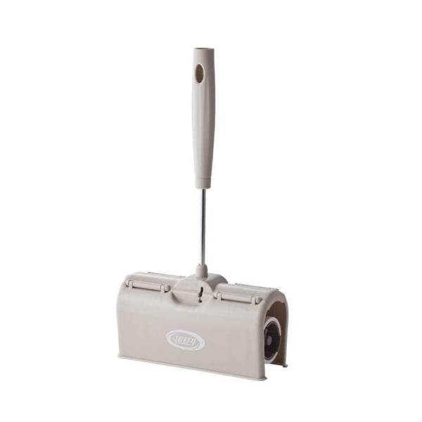 粘着部が収納できるケース一体式の粘着ローラー。ケースはパッと跳ねあげられて、スムーズに掃除ができます。※別売のジョイント伸縮ポールを取り付ければフロア用として、　ポールを取り外せばハンディタイプして使うことができます。【商品仕様】〇本体寸法...