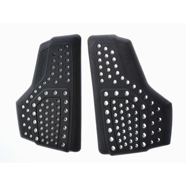 ●メーカー名：ヘンリービギンズ / HenlyBegins●商品名：SAS-TEC 胸部プロテクター CP-2（セパレートタイプ） ブラックメーカー品番：94856JANコード：4909449496565ブラックプロテクター単体：縦約235...