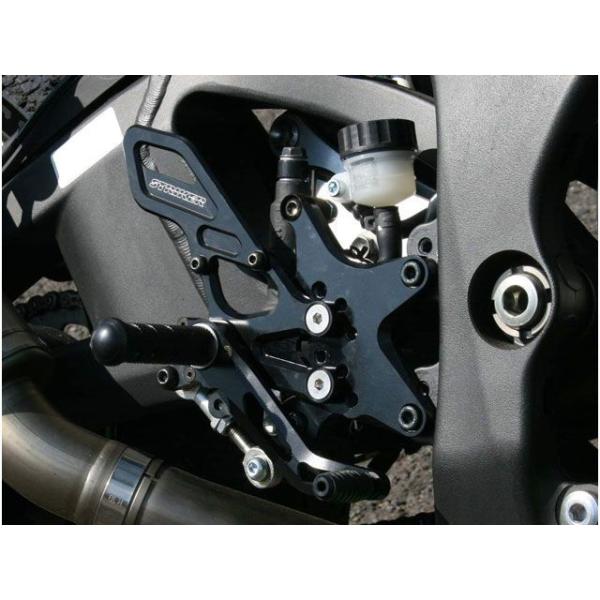 STRIKER（ストライカー） ZX-10R/ABS STRIKER SPECIAL STEP KIT