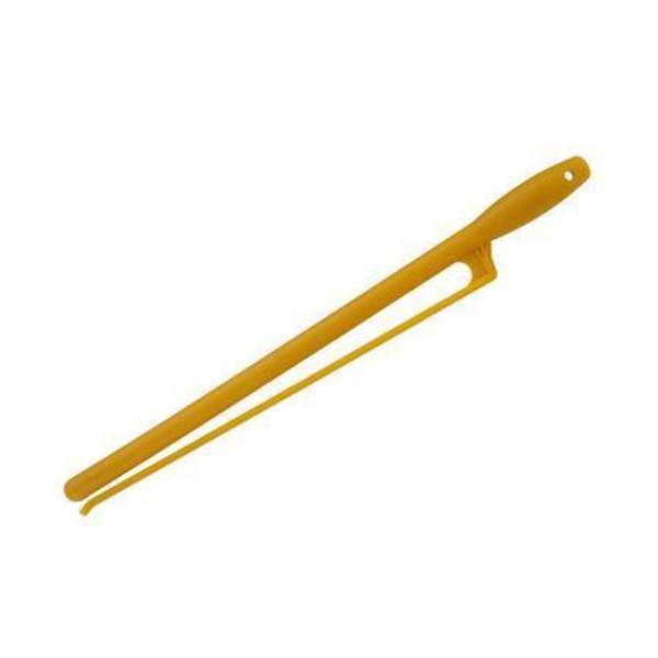 キャンプ スリーピングギア ◇寝袋の端をはさんで巻くだけ!力をいれずにコンパクトに◇寝袋が袋に入りづらい、うまく丸まらない、そんな時に、簡単に寝袋をコンパクトに収納できるツールです。使い方は簡単。寝袋を二つ折りにした状態で、片側の端にロール...