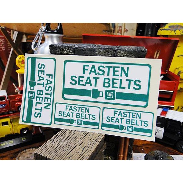 アメリカの空港とか公共施設なんかで見かけるコーション系看板をモチーフにしたU.S.パブリックサインステッカーです。これまでキャンディタワーでは小振りな5cmサイズのこの手のステッカーを販売してきましたが、もうちょっと大きいのも欲しいって声に...