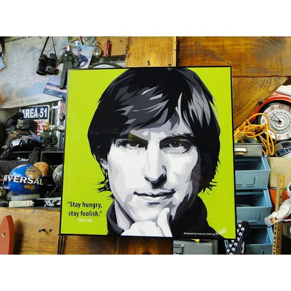 アップルの創始者 スティーブ・ジョブズが描かれたアートフレームです。あのカリスマ性 もはや神の域。ボクらの生活に欠かせない数々のツールを生みだしただけでなくそのプレゼンテーションの仕方や倒産しかけてた会社の復活劇そして時価総額第一位までに成...