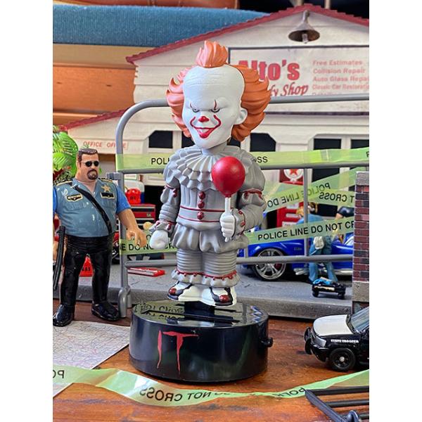 NECA「IT／イット THE END “それ”が見えたら、終わり。」ペニーワイズ ボディノッカーズ ■ アメリカ雑貨 アメリカン雑貨 フィギュア
