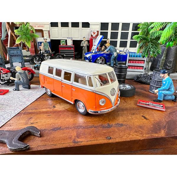 1962年フォルクス・ワーゲン　ワーゲンバス　ミニカー　1/32スケール　（オレンジ）　■ アメリカン雑貨 アメリカ雑貨