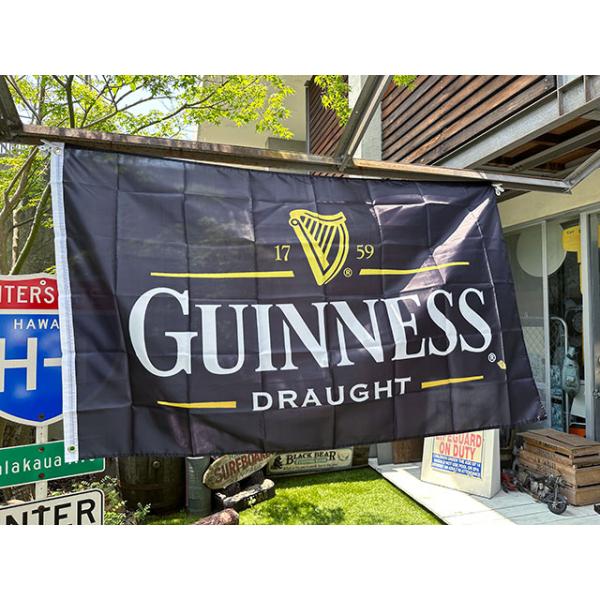 外国のバーやパブを訪れると壁やカウンター越しに飾ってあるバーフラッグをゲットしてきました。この手の販促アイテムは普通ならお店側に配られるものだけに欲しくてもなかなか入手できないのものなんですが、見つけてきました。殺風景な壁も一気に雰囲気を変...