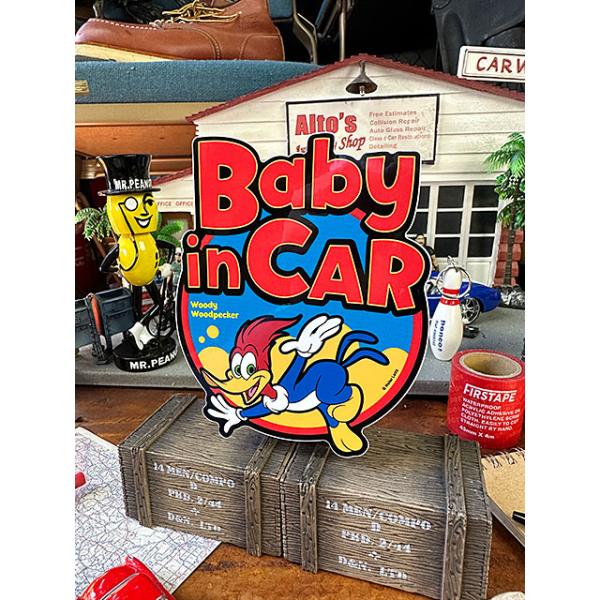 ウッディ・ウッドペッカー 「赤ちゃん乗ってます」ステッカー （ラウンド） BABY IN CAR ■ アメリカン雑貨 アメリカ雑貨