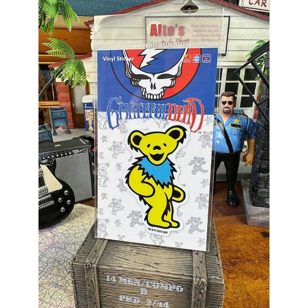 ヒッピーカルチャーを象徴するバンドグレイトフルデッドがステッカーになってリリースされたのを見つけて懐かしくっておもわずゲット！日本ではバンドのマスコットキャラのダンシングベアーのぬいぐるみが当時大ブームになってもはやバンドをそっちのけで一人...