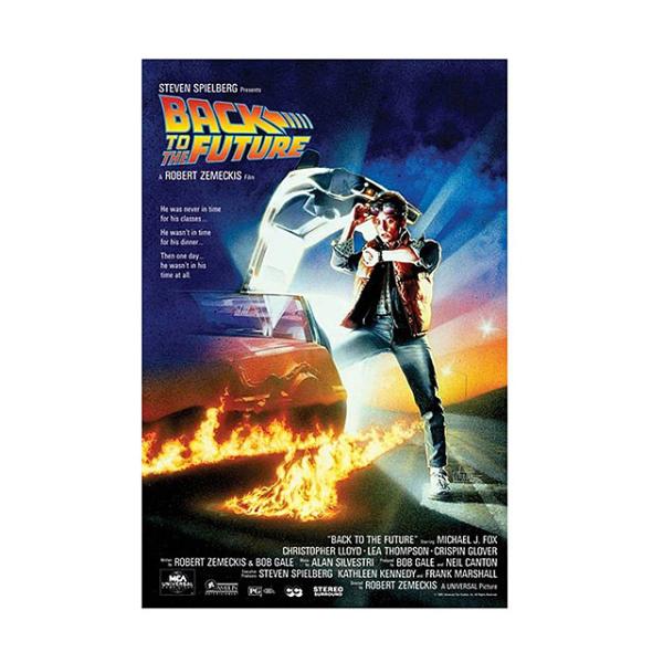 そう言えば当時うちの近所にもこのポスターが貼られてたなーアメリカ好きの神映画「バック・トゥ・ザ・フューチャー Part1」のオフィシャルポスターが復刻されて登場！公開された1985年から40年近く経ってあらためて見たこのポスター に当時のこ...