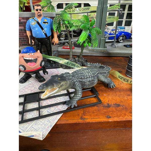 ワニ フィギュア Mサイズ （クロコダイル） 爬虫類リアルフィギュア ■ アメリカン雑貨 アメリカ雑貨