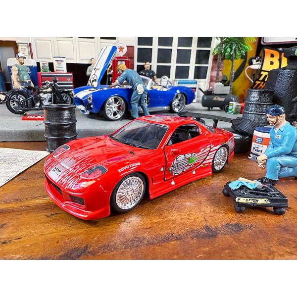 Jada　映画　ワイルドスピード　ダイキャストミニカー　1/32スケール　（ドム　マツダ　RX-7） ■ アメリカン雑貨 アメリカ雑貨
