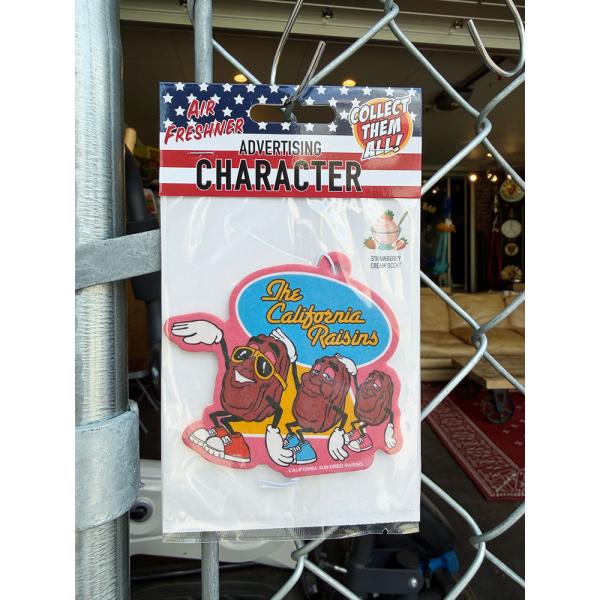 カリフォルニアレーズン　エアーフレッシュナー　（ストロベリークリームの香り） ■ アメリカン雑貨 アメリカ雑貨
