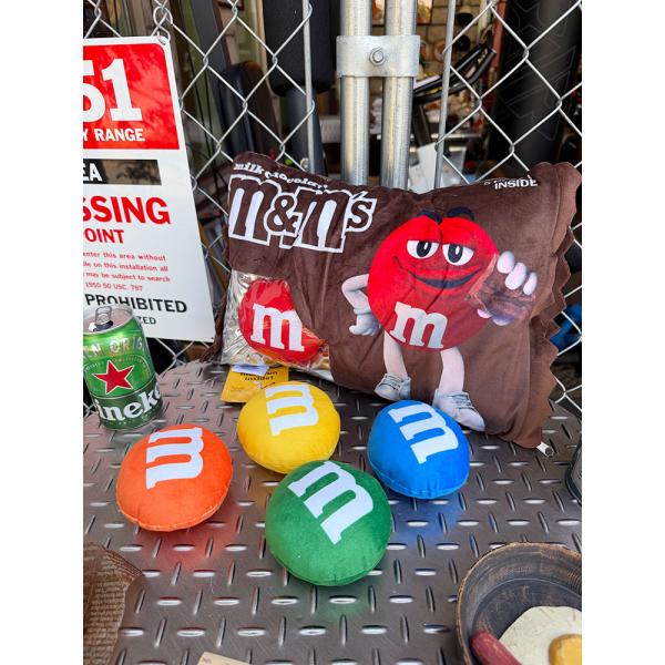 M&M's　ピロークッション＆プラッシュセット　ぬいぐるみ ■ アメリカン雑貨 アメリカ雑貨