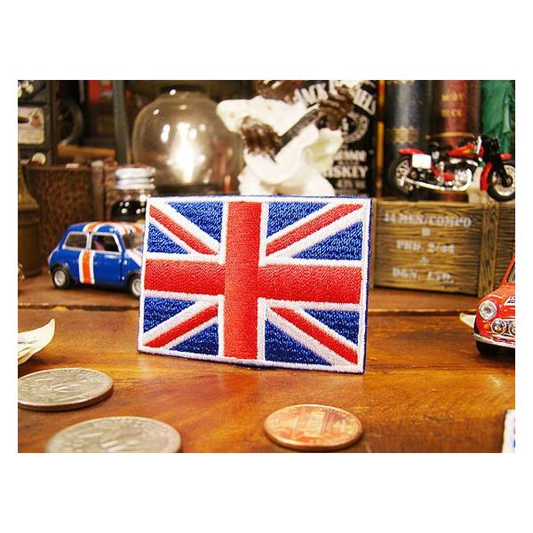 「いつもはアメリカ好きなんだけど、クルマと音楽はイギリス派だ！」なんて方のために用意しました！ユニオンジャックのワッペンです。　しかも今回は指先でつまめるような小さいサイズから、ジャンパーの背中にでも貼れそうな巨大なサイズまでズラリとライン...