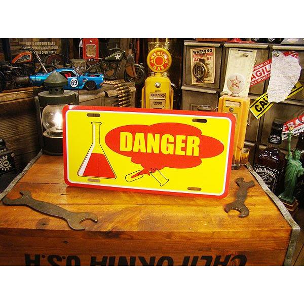 デンジャーのライセンスプレート ケミカル アメリカ雑貨 アメリカン インテリア 壁飾り おしゃれな雑貨屋さん 小物 通販 人気 輸入 ミリタリー Lp アメリカ雑貨通販キャンディタワー 通販 Yahoo ショッピング