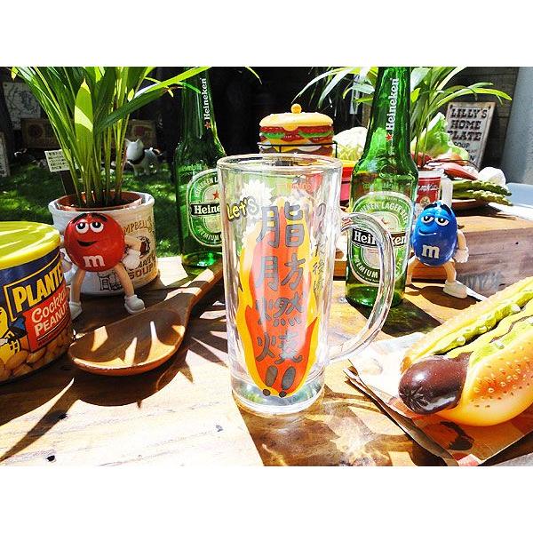 　「わかっちゃいるけど止められない！」おいしいビールの気になるカロリー・・・・それを親切に教えてくれるというジョーク系ビアジョッキがコレ！ジョッキにガソリンメーターみたいにメモリが付いていて、そこの線までで○○カロリーってわかるんです。オマ...