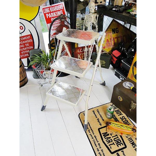 他サイト： ダルトン　フォールディング3ステップスラダー　（アイボリー）　■　アメリカン雑貨　アメリカ雑貨　DULTONの商品画像