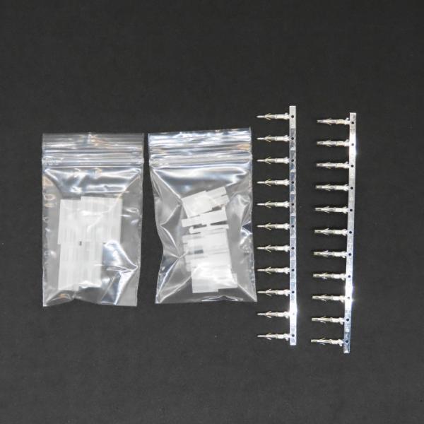 原材料費等の高騰に伴いメーカからの卸値の上昇のため今回入荷分より販売価格を変更しております。KATO用のフィーダーコネクタを小分けにしたセットです。注文単位が大きいため購入をためらっていた方の為に小分けにしたセットです。内容物・コネクタハウ...