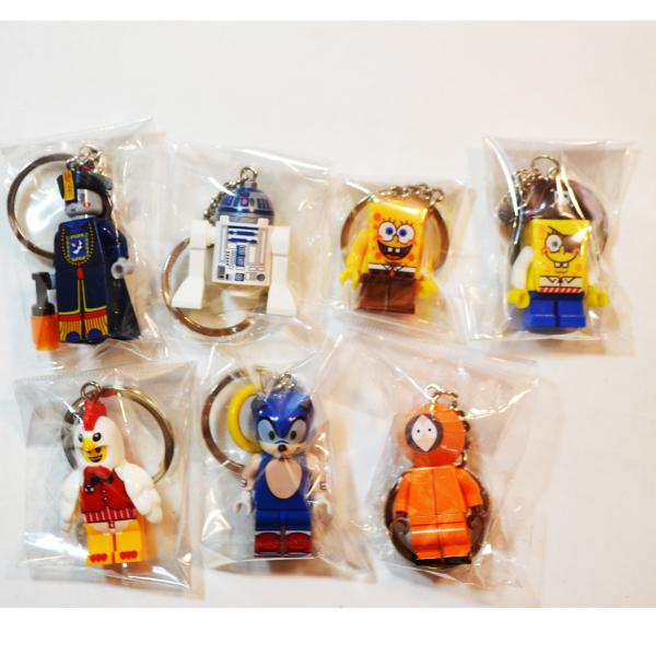 レゴ風　ブロックキーホルダー　スポンジボブ　ソニック　サウスパーク　バラ売り ブロックキーホルダー レゴ風 スポンジボブ キョンシー ソニック