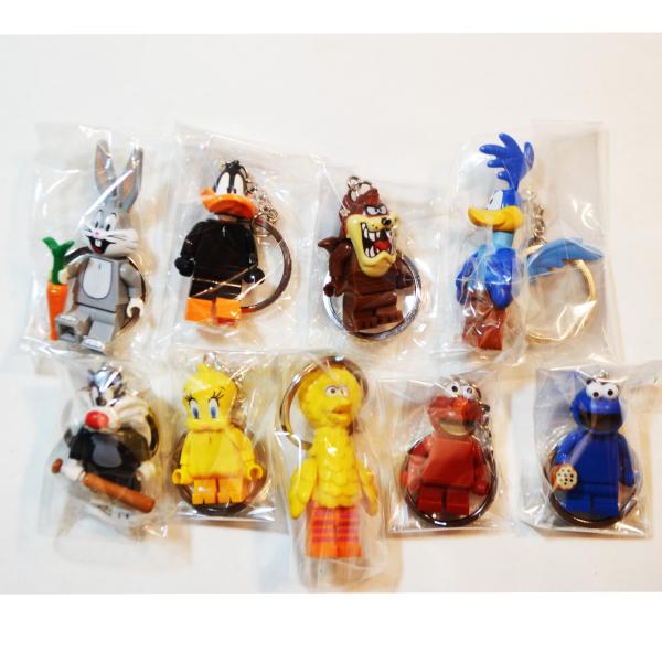 海外製ブロックキーホルダーです。新品未開封。ルーニーテューン　セサミストリート