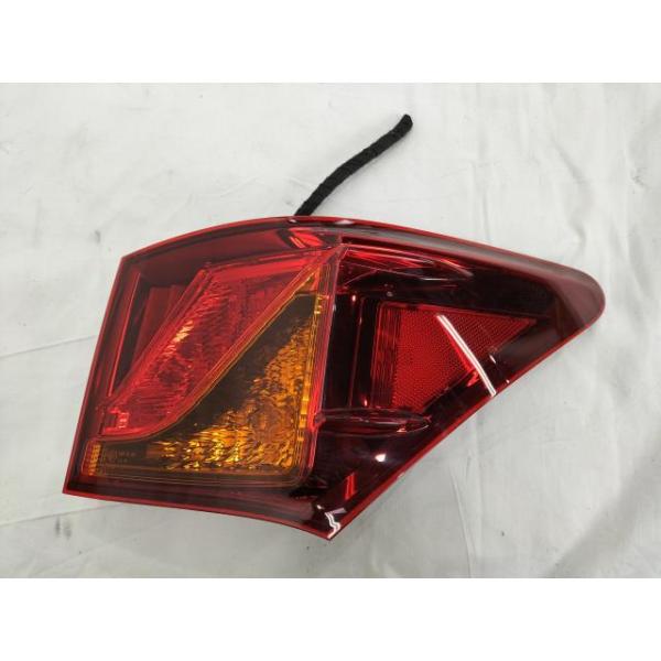 レクサス（LEXUS） GS DAA-GWL10 右テールランプ GS450H バージョンL