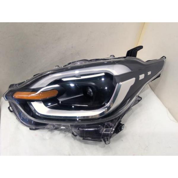 シエンタ(車) ユニットのみ!! MXPL10 トヨタ シエンタ 純正 LED 左