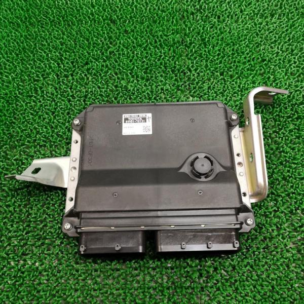 AZK10 後期【エンジンコンピューター ECU】H27 トヨタ SAI G 89981