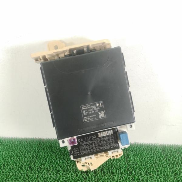 HA36S 後期【ヒューズボックス 室内】36775-74P41 H28 スズキ HA36S 後期【ヒューズボックス 室内】36775-74P41 H28 スズキ