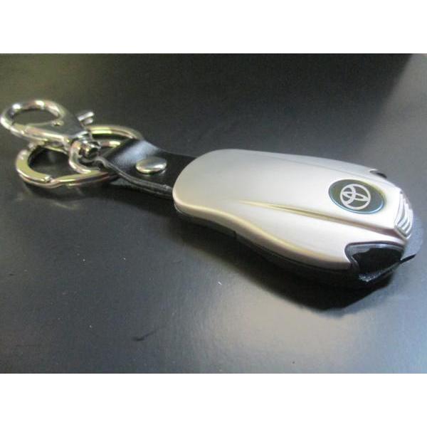 トヨタ　キーホルダー