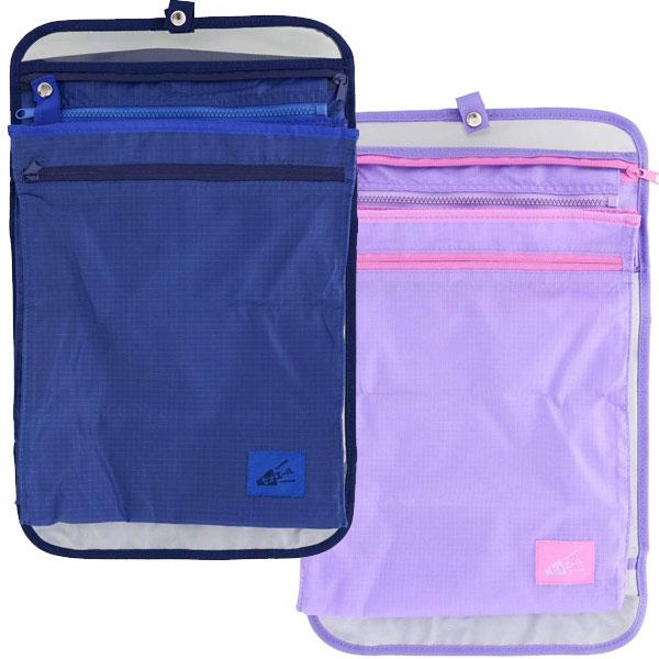 両手が空くからラクチン！安心！普段は透明なランドセルカバーとして使用可能。透明デザインなので、ランドセルの色やデザインもバッチリ見えます♪反射材付きで暗い夜道も安心。荷物が多い時は、ランドセルカバーについた収納ポケットに体操服や上履きを入れ...