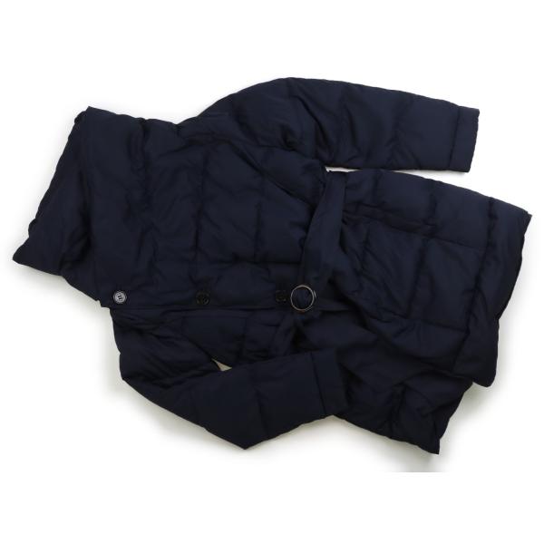 ブランド：Sweet Mommy(スウィートマミー)カテゴリー：ママコートサイズ：ママ向けアイテム色：ネイビー状態：★★★記名：なしジャンル：Mother実際のサイズ表記はMですが、実寸では裄丈約75 cm、胸囲約52cm、後中心のネックポ...