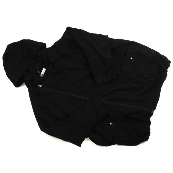 ブランド：Milk Tea(ミルクティー)カテゴリー：ママコートサイズ：ママ向けアイテム色：ブラック状態：★★★記名：なしジャンル：Motherサイズ表記はありませんが実寸は、肩幅約80.2 cm、サイドネックポイントから総丈約87.3 c...