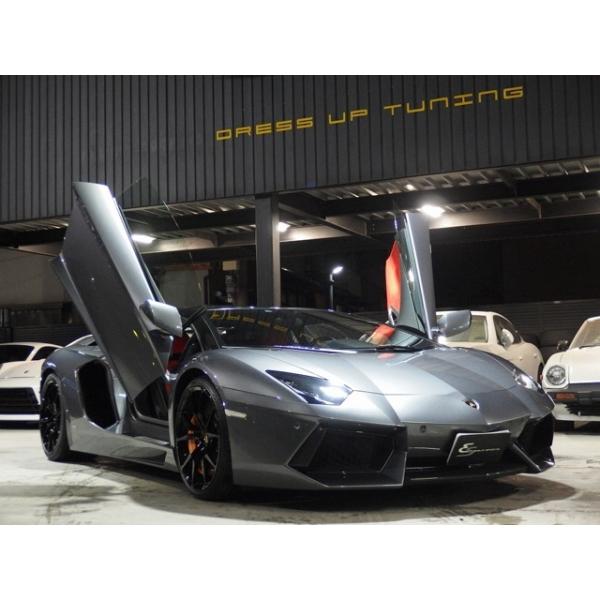 アヴェンタドール LP700-4 4WD