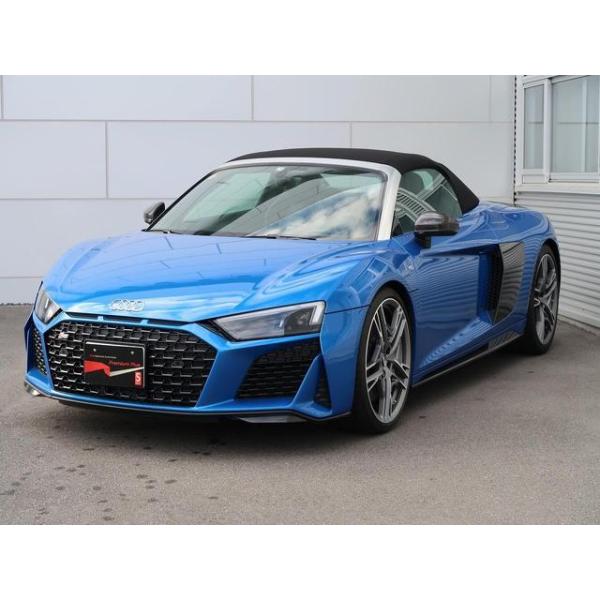 R8スパイダー V10 performance