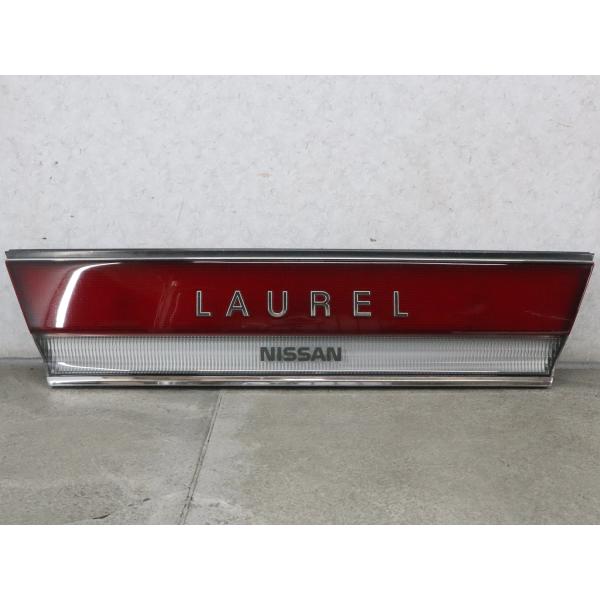 C33 ローレル リアガーニッシュ