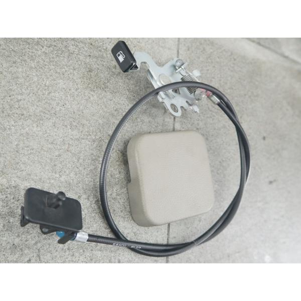 スズキ エブリィ バン EBD-DA64V フューエルリッドオープナー レバー