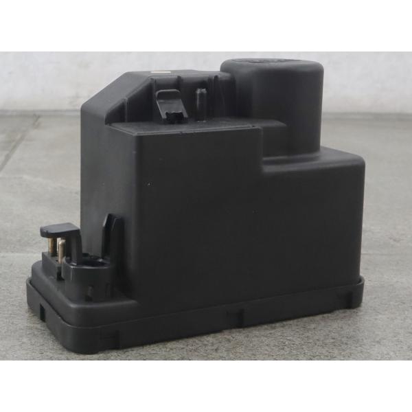 carups_e-b-14zyt1x0002080