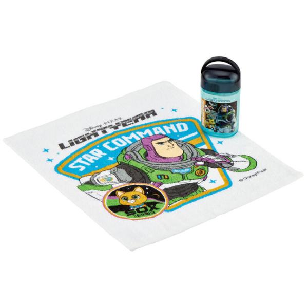 ［商品仕様］行楽や普段使いに便利なおしぼりとケースのセット。開けやすいように持ち手が付いたケースです。濡れたおしぼりを凍らせてお弁当と一緒に持つと保冷剤代わりになっておすすめです♪名前シール付き。【サイズ】ケース：約W58×D44×H125...