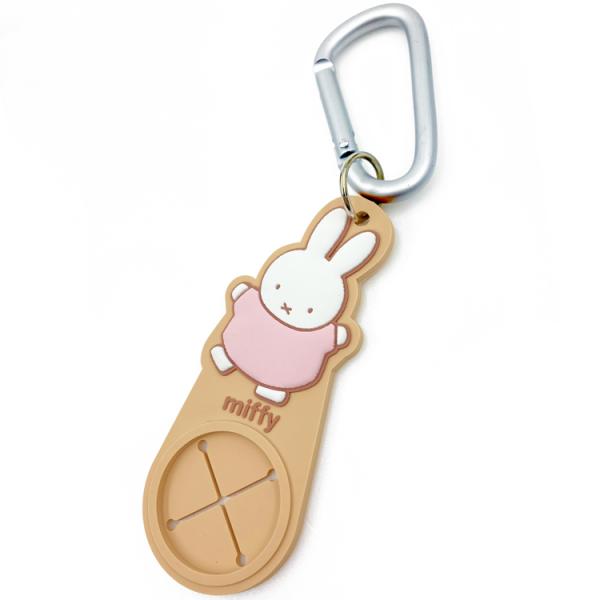 ［商品仕様］【マスコットサイズ】約W43×H107×D7mm(カラビナ含まず)【素材】モチーフ：PVC付属：アルミ合金【生産国】中国［特記事項］※画像はあくまでも商品イメージになります。実際の商品と色や仕様が異なる場合がありますので、予め御...