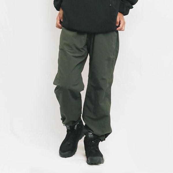 グラミチ ナイロントラックパンツ (NYLON TRACK PANT) キャスティングオリジナルカラー ブラックインク XL グラミチ ナイロントラックパンツ (NYLON TRACK PANT) キャスティング